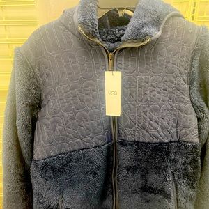 UGG Iggy Faux Fur Hooded Half-Zip Pullover, Medium